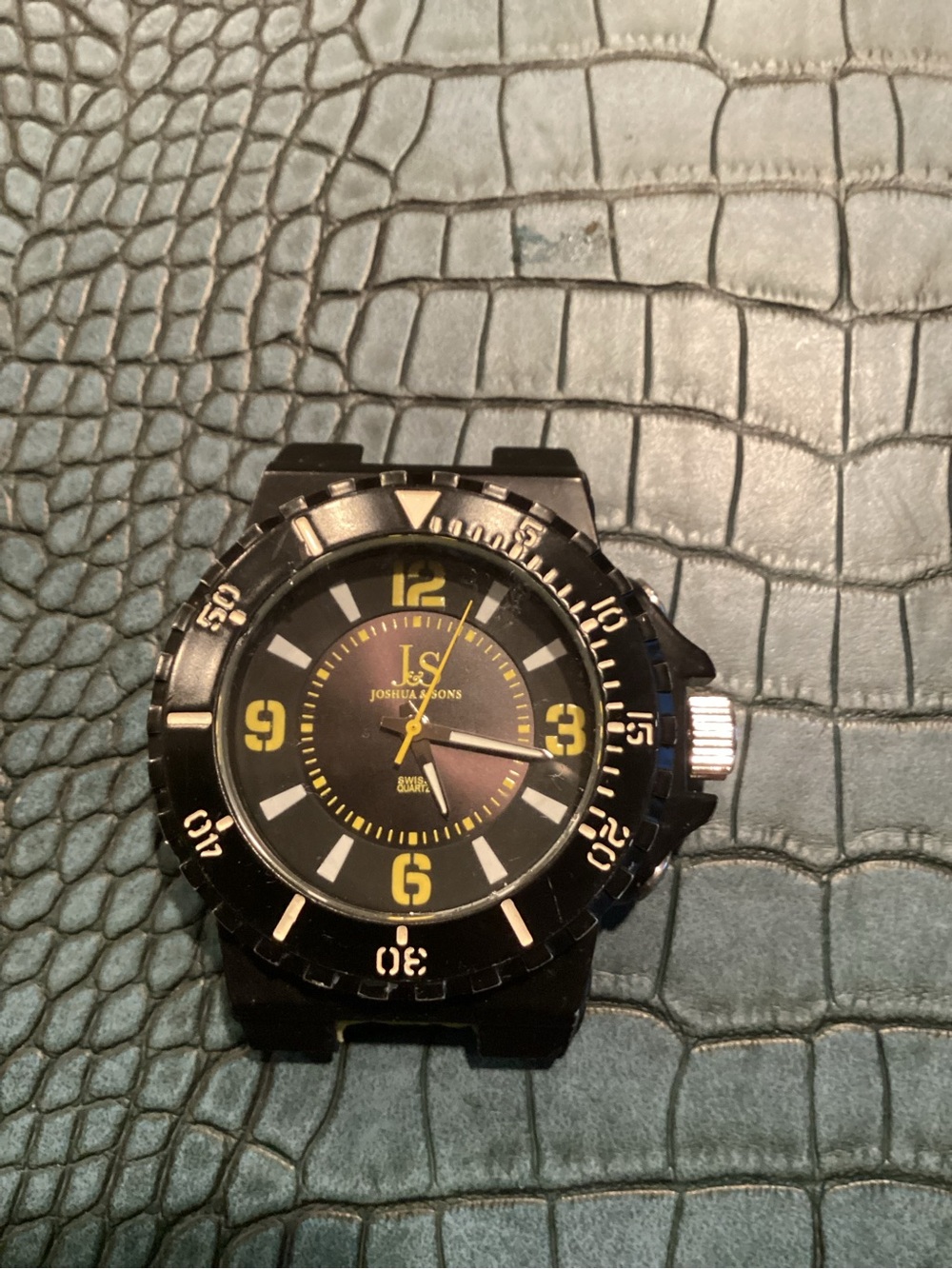 Men's Black and Yellow Sport Watch